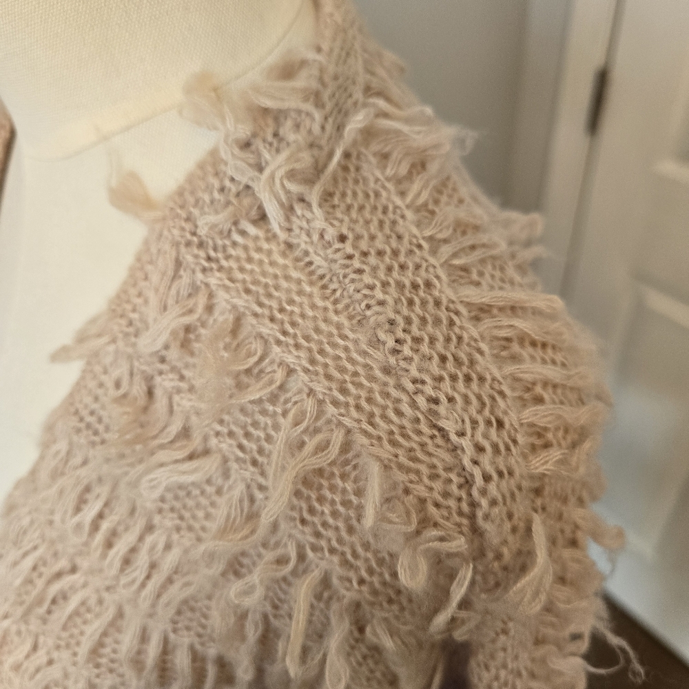 Blu Pepper | Small | Shaggy Knit Cardigan With Pockets - Picture 6 of 10